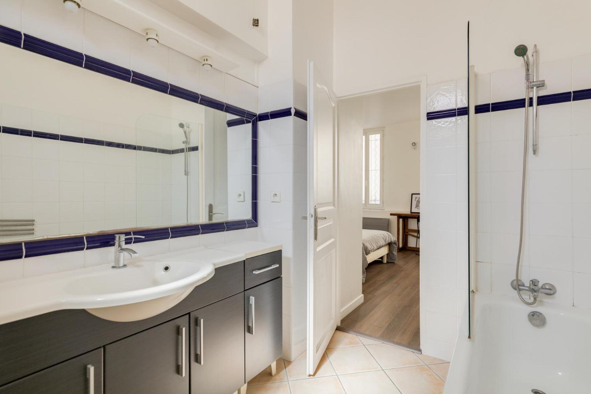 Catalans Apartment